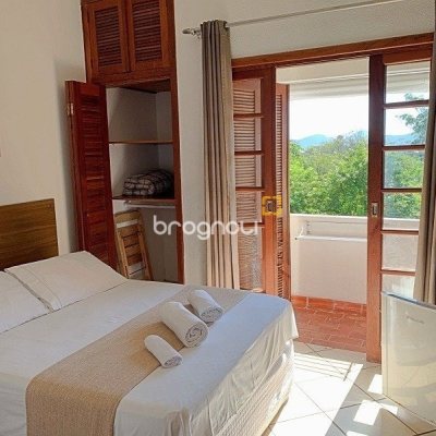 Pousada / Hotel com 1000m², 15 quartos (sendo 15 suítes), no bairro Lagoa da Conceição em Florianópolis