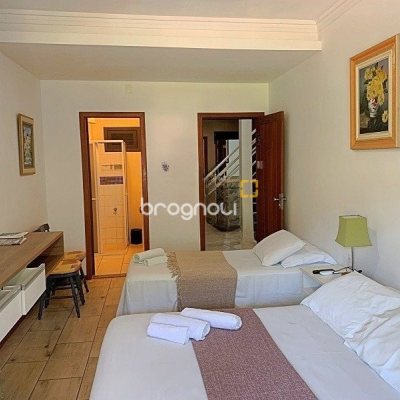 Pousada / Hotel com 1000m², 15 quartos (sendo 15 suítes), no bairro Lagoa da Conceição em Florianópolis