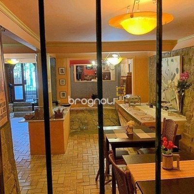 Pousada / Hotel com 1000m², 15 quartos (sendo 15 suítes), no bairro Lagoa da Conceição em Florianópolis