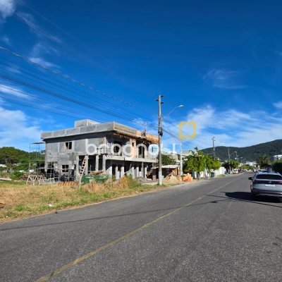 Terreno com 450m², no bairro Rio Vermelho em Florianópolis