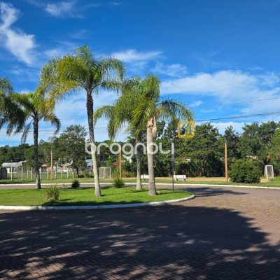 Terreno com 450m², no bairro Rio Vermelho em Florianópolis