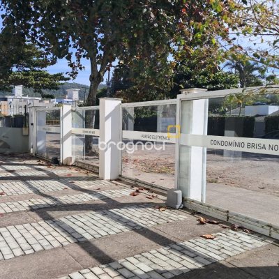 Apartamento com 43m², 2 quartos, 1 garagem, no bairro Ingleses em Florianópolis