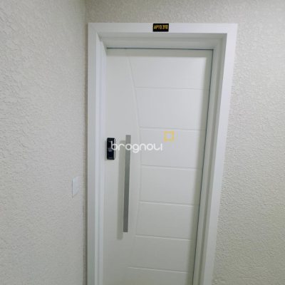 Cobertura, 3 quartos (sendo 3 suítes), 2 garagens, no bairro Ingleses em Florianópolis
