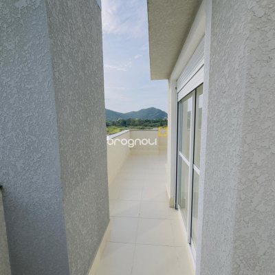 Cobertura, 3 quartos (sendo 3 suítes), 2 garagens, no bairro Ingleses em Florianópolis