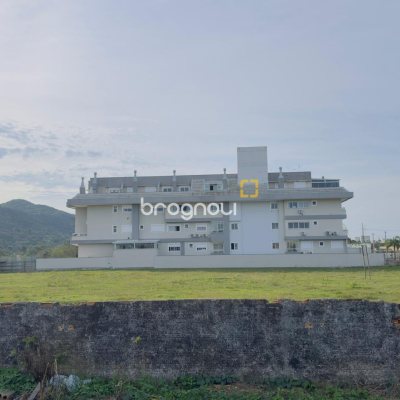 Cobertura, 3 quartos (sendo 3 suítes), 2 garagens, no bairro Ingleses em Florianópolis