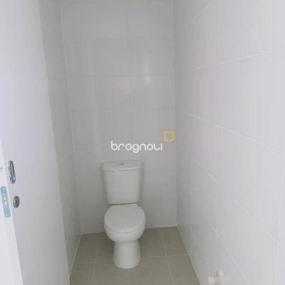 Cobertura, 3 quartos (sendo 3 suítes), 2 garagens, no bairro Ingleses em Florianópolis