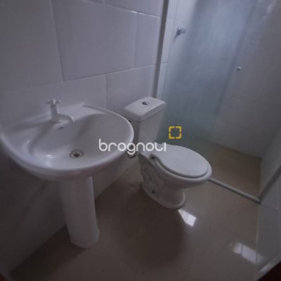 Apartamento com 56m², 2 quartos (sendo 1 suíte), 1 garagem, no bairro Santinho em Florianópolis