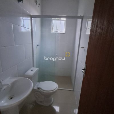 Apartamento com 56m², 2 quartos (sendo 1 suíte), 1 garagem, no bairro Santinho em Florianópolis