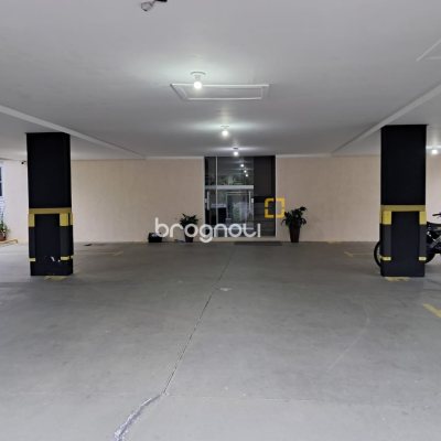 Apartamento com 56m², 2 quartos (sendo 1 suíte), 1 garagem, no bairro Santinho em Florianópolis