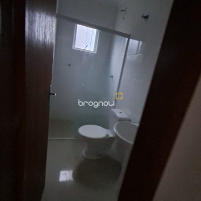 Apartamento com 56m², 2 quartos (sendo 1 suíte), 1 garagem, no bairro Santinho em Florianópolis