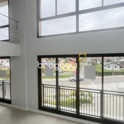 Loft com 73m², no bairro Campeche em Florianópolis