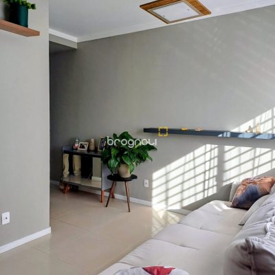 Casa com 103m², 2 quartos (sendo 2 suítes), 1 garagem, no bairro São João do Rio Vermelho em Florianópolis