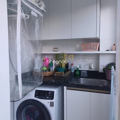 Casa com 103m², 2 quartos (sendo 2 suítes), 1 garagem, no bairro São João do Rio Vermelho em Florianópolis
