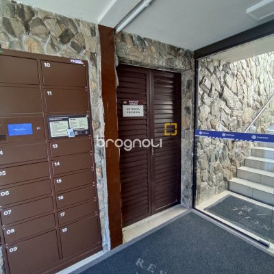 Cobertura com 183m², 3 quartos (sendo 1 suíte), 2 garagens, no bairro João Paulo em Florianópolis