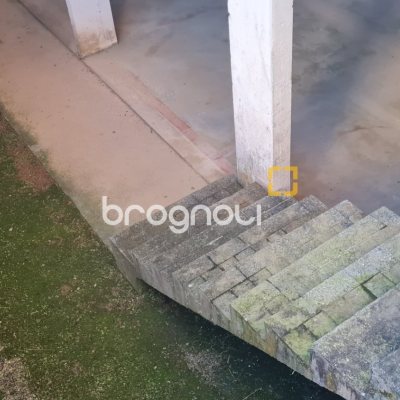 Casa com 249m², 4 quartos (sendo 2 suítes), 3 garagens, no bairro Coqueiros em Florianópolis