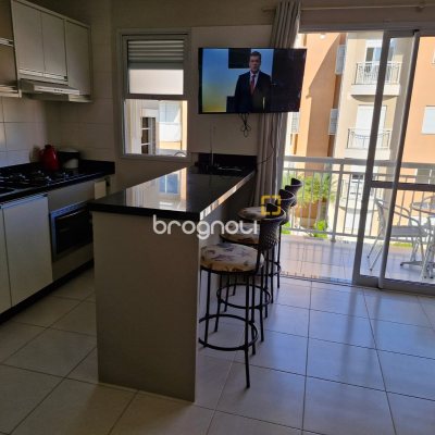 Apartamento com 71m², 2 quartos (sendo 1 suíte), 1 garagem, no bairro Ingleses em Florianópolis