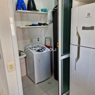 Apartamento com 71m², 2 quartos (sendo 1 suíte), 1 garagem, no bairro Ingleses em Florianópolis