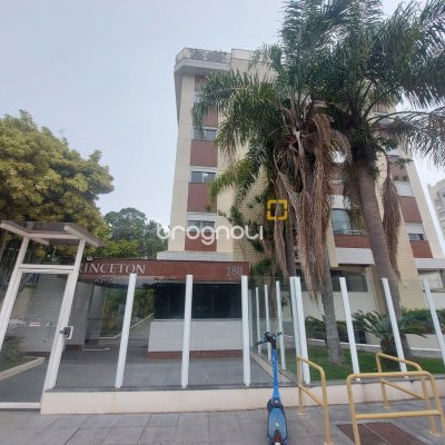 Apartamento com 65m², 2 quartos, 1 garagem, no bairro Córrego Grande em Florianópolis