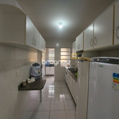 Apartamento com 65m², 2 quartos, 1 garagem, no bairro Córrego Grande em Florianópolis
