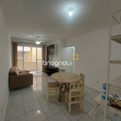 Apartamento com 65m², 2 quartos, 1 garagem, no bairro Córrego Grande em Florianópolis