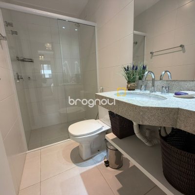 Apartamento com 65m², 2 quartos (sendo 1 suíte), 1 garagem, no bairro Itacorubi em Florianópolis