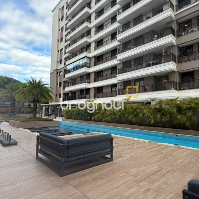 Apartamento com 65m², 2 quartos (sendo 1 suíte), 1 garagem, no bairro Itacorubi em Florianópolis