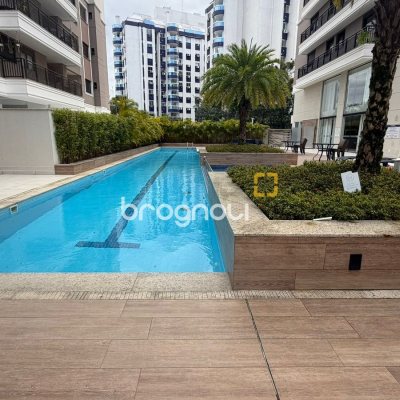 Apartamento com 65m², 2 quartos (sendo 1 suíte), 1 garagem, no bairro Itacorubi em Florianópolis