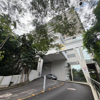 Apartamento com 65m², 2 quartos (sendo 1 suíte), 1 garagem, no bairro Itacorubi em Florianópolis