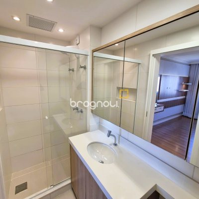 Apartamento com 76m², 2 quartos (sendo 1 suíte), 1 garagem, no bairro Jardim Atlântico em Florianópolis