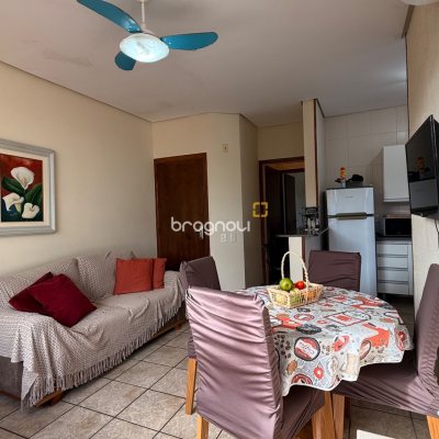 Apartamento com 46m², 1 quarto, 1 garagem, no bairro Canasvieiras em Florianópolis
