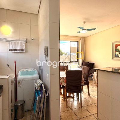 Apartamento com 46m², 1 quarto, 1 garagem, no bairro Canasvieiras em Florianópolis