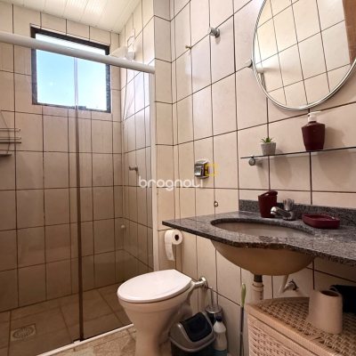 Apartamento com 46m², 1 quarto, 1 garagem, no bairro Canasvieiras em Florianópolis