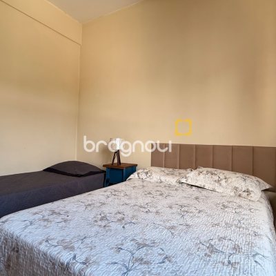 Apartamento com 46m², 1 quarto, 1 garagem, no bairro Canasvieiras em Florianópolis