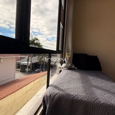 Apartamento com 46m², 1 quarto, 1 garagem, no bairro Canasvieiras em Florianópolis