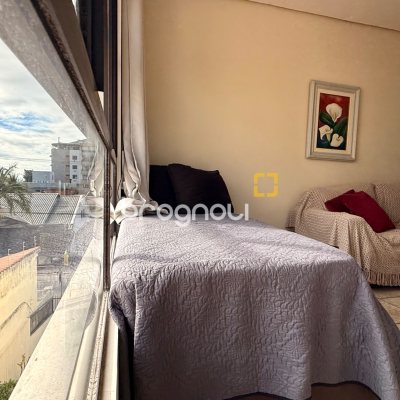 Apartamento com 46m², 1 quarto, 1 garagem, no bairro Canasvieiras em Florianópolis