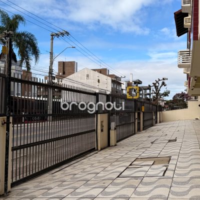 Apartamento com 46m², 1 quarto, 1 garagem, no bairro Canasvieiras em Florianópolis