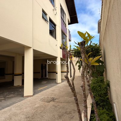 Apartamento com 46m², 1 quarto, 1 garagem, no bairro Canasvieiras em Florianópolis