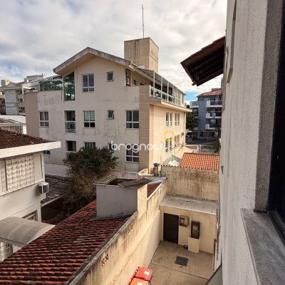 Apartamento com 46m², 1 quarto, 1 garagem, no bairro Canasvieiras em Florianópolis