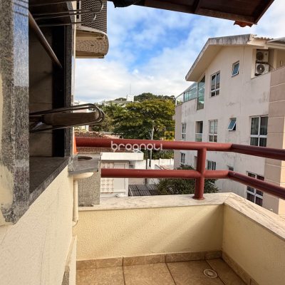 Apartamento com 46m², 1 quarto, 1 garagem, no bairro Canasvieiras em Florianópolis