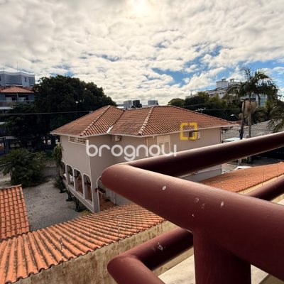 Apartamento com 46m², 1 quarto, 1 garagem, no bairro Canasvieiras em Florianópolis