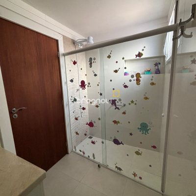 Cobertura com 200m², 4 quartos (sendo 2 suítes), 2 garagens, no bairro Ingleses em Florianópolis