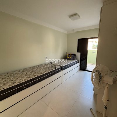 Cobertura com 200m², 4 quartos (sendo 2 suítes), 2 garagens, no bairro Ingleses em Florianópolis