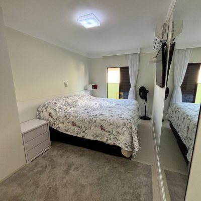 Cobertura com 200m², 4 quartos (sendo 2 suítes), 2 garagens, no bairro Ingleses em Florianópolis