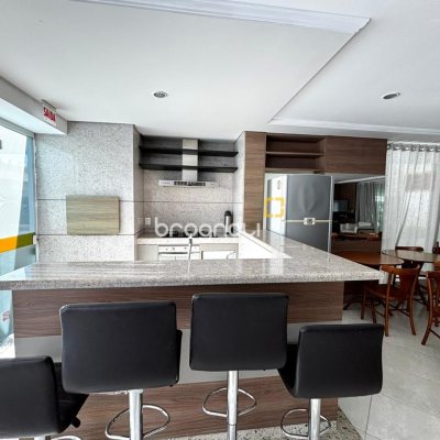Apartamento com 86m², 3 quartos (sendo 1 suíte), 1 garagem, no bairro Trindade em Florianópolis