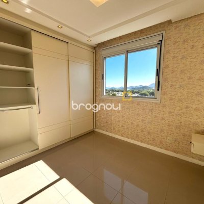 Apartamento com 86m², 3 quartos (sendo 1 suíte), 1 garagem, no bairro Trindade em Florianópolis