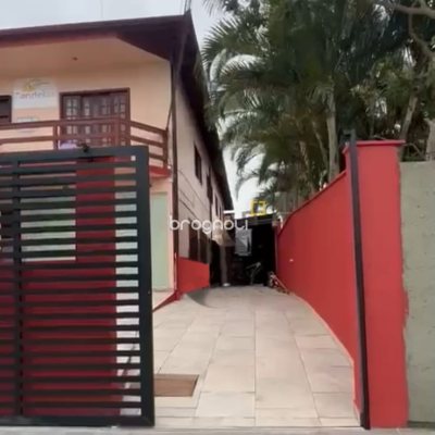 Pousada / Hotel com 450m², 16 quartos, 1 garagem, no bairro Campeche em Florianópolis
