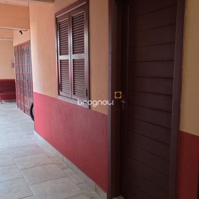 Pousada / Hotel com 450m², 16 quartos, 1 garagem, no bairro Campeche em Florianópolis
