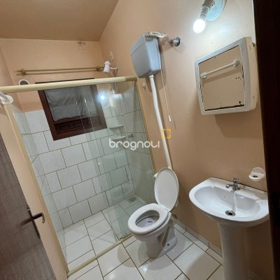 Pousada / Hotel com 450m², 16 quartos, 1 garagem, no bairro Campeche em Florianópolis