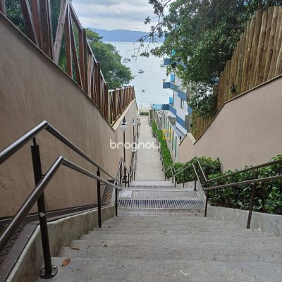Studio com 31m², 1 quarto, 1 garagem, no bairro Jurerê em Florianópolis