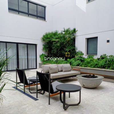 Studio com 31m², 1 quarto, 1 garagem, no bairro Jurerê em Florianópolis